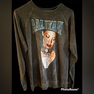 Aaliyah Crystal Wash Pullover Raglan
